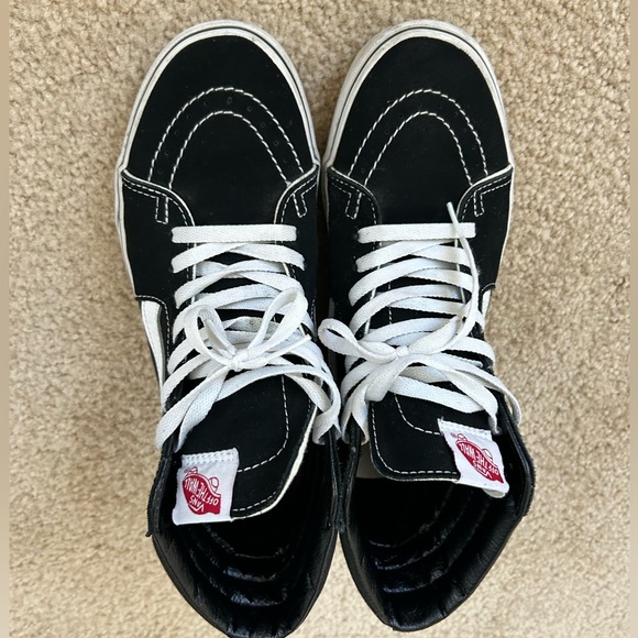 Classic Vans Shoe 8.5 - Picture 1 of 8